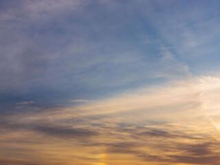 2月の夕暮れの空と雲27