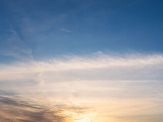 2月の夕暮れの空と雲33