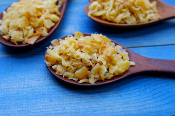 Dries cabbage leaves praserveg vegetables