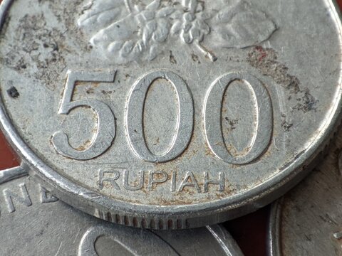 Close up photo of the Indonesian 500 rupiah coin