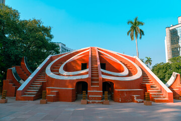 Astronomical instrument in Jantar Mantar, New Delhi, India 2025 © CLICK ON THE WAY