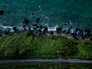 The shores of Georgia, Green slopes by the sea
