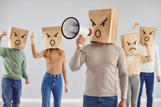 Dissatisfied Customer Images – Browse 9,698 Stock Photos, Vectors, and Video | Adobe Stock