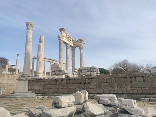 Fototapeta premium The Acropolis Pergamon is one of the most important archaeological sites in Turkey. It is located on a high hill in Bergama, Izmir Province.
