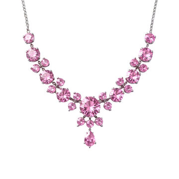 Silver necklace with pink diamonds isolated on transparent background. Silver necklace with topaz, sapphir png. Jewelry and gemstones
