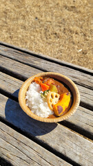 野菜たっぷりカレーライス／Curry rice with plenty of vegetables／야채 듬뿍 카레라이스