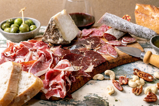 Snack board with Jamon Iberico