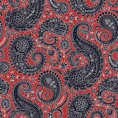 Monohcrome seamless pattern with Paisley motifs on white background. Traditional indian repeat design.
