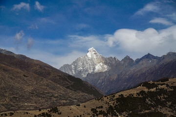 Majestic mountain range himalayas scenic view natural landscape panoramic perspective awe-inspiring beauty
