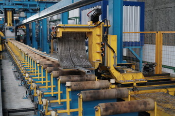 Aluminium extrusion profile in Factory Warehouse Machine