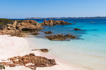 spiaggia rosa nell' isola di Budelli, arcipelago della Maddalena, Sardegna 