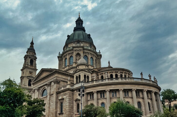 Fototapeta premium Majestic St. Stephen's Basilica in Budapest