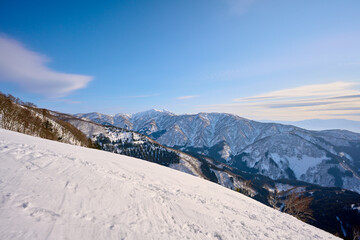 取立山の登山道から見える景色