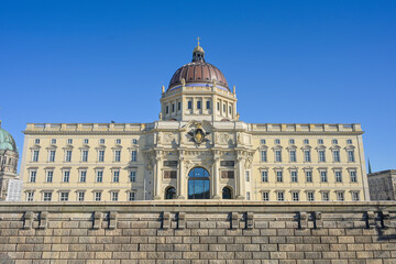 Obraz premium Westfassade, Humboldt Forum, Schloßplatz, Mitte, Berlin, Deutschland