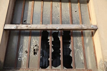 Ancienne usine désafectée