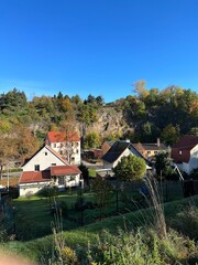 Überblick über eine kleine Stadt