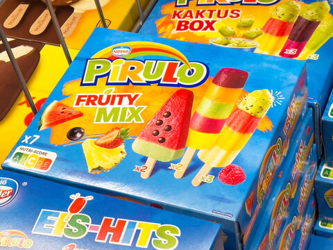 Colorful pirulo fruity mix ice lollipops packaging with fruit illustrations