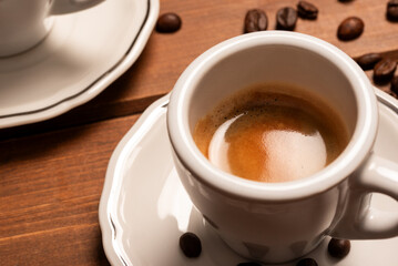 Caffè napoletano, tazzina di espresso italiano, colazione europea 