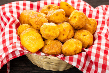 Solanum phureja - Fried creole potatoes with salt, very popular in Latin American cuisine.