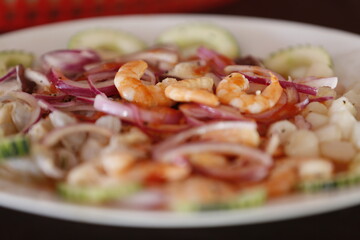 COMIDA MARISCOS AGUACHILE MIXTO CAMARON CRUDO Y COCIDO