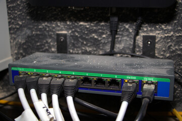 POE Switch f&uuml;r Video&uuml;berwachung und Baustaub