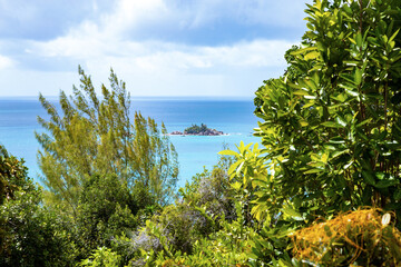 Obraz premium Island St. Pierre near Island Praslin, Indian Ocean, Republic of Seychelles.