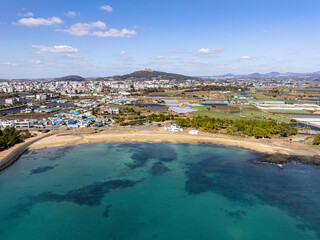 하늘에서 드론으로 촬영한 풍경 제주 서귀포시 대정읍 하모리 하모해수욕장