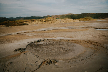 Wulkany błotne © Katarzyna
