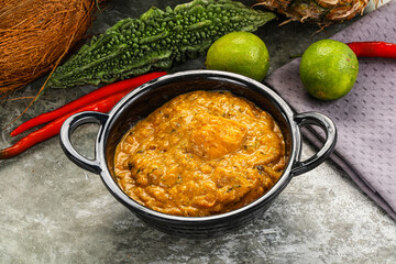 Indian cuisne - Chicken massala with sauce