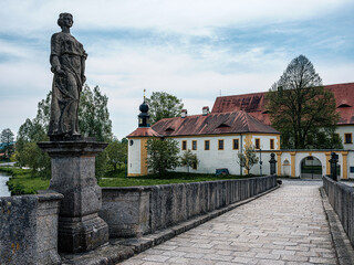 Fototapeta premium Tirschenreuth - Staute auf Büttellochbrücke