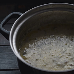  Festliche Hackfleisch-Lauch-Suppe mit Kartoffelstücken für kalte Wintertage