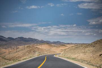 Expressways and national roads in Xinjiang, China
