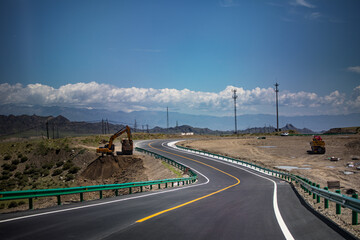 Expressways and national roads in Xinjiang, China