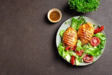 Healthy lunch with grilled chicken and vegetable