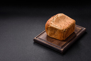 Brown bread with grains and seeds