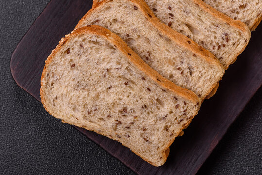 Brown bread with grains and seeds