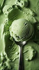 Obraz premium Matcha ice cream scoop on spoon