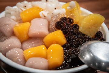 芋圓（ユーユェン）