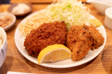 美味しそうなコロッケとフライ