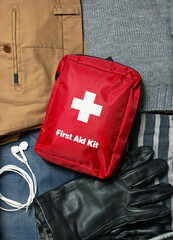 Naklejka premium First Aid Kit in suitcase
