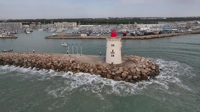 Espig&oacute;n de la baliza de Puerto Sherry, Santa Maria, Cadiz, Espa&ntilde;a