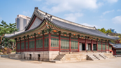 Fototapeta premium Deoksugung royal palace of Joseon dynasty in Seoul South Korea