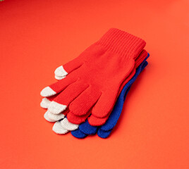 Winter Gloves, Touchscreen Wool Glove, Touch Screen Knitted Mittens, Warm Red Gloves on Red