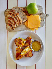 apple cheddar melt with whole grain bread