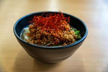 坦々うどん