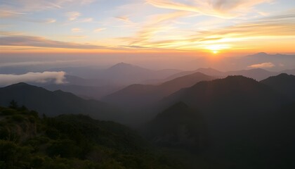 Fototapeta premium 夜明けの山