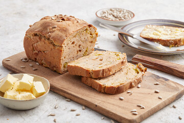 Sliced Spelt Bread with Sunflower Seeds