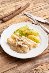 Salsify and Boiled Potatoes with Vegan Hollandaise Sauce
