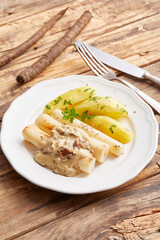 Salsify and Boiled Potatoes with Vegan Hollandaise Sauce