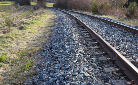 chemin de fer &agrave; voie unique